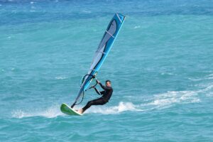 Fit und gesund durch Windsurfing